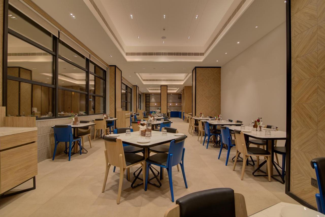 7 Apple Hotel Nashik Luaran gambar