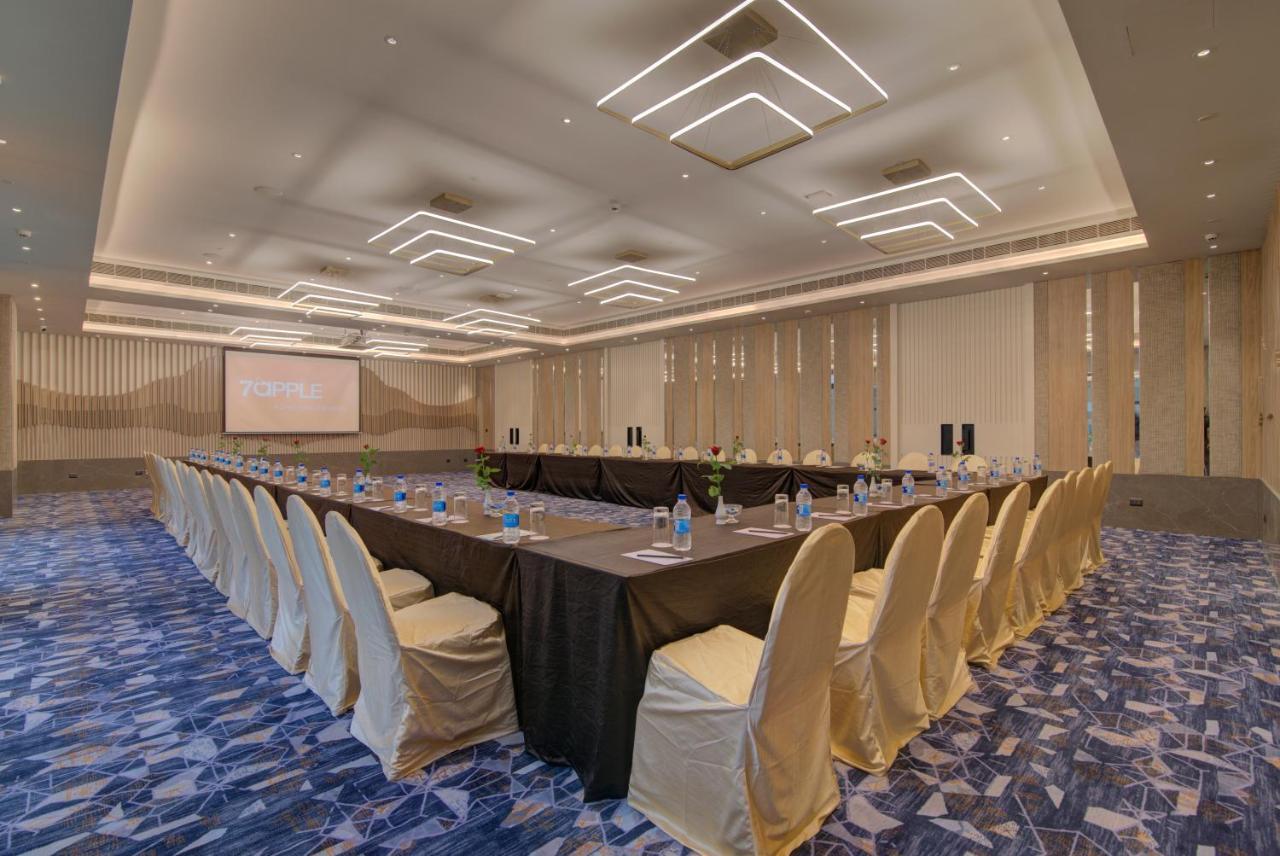 7 Apple Hotel Nashik Luaran gambar