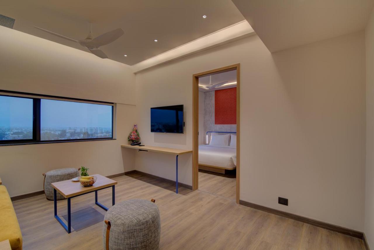7 Apple Hotel Nashik Luaran gambar