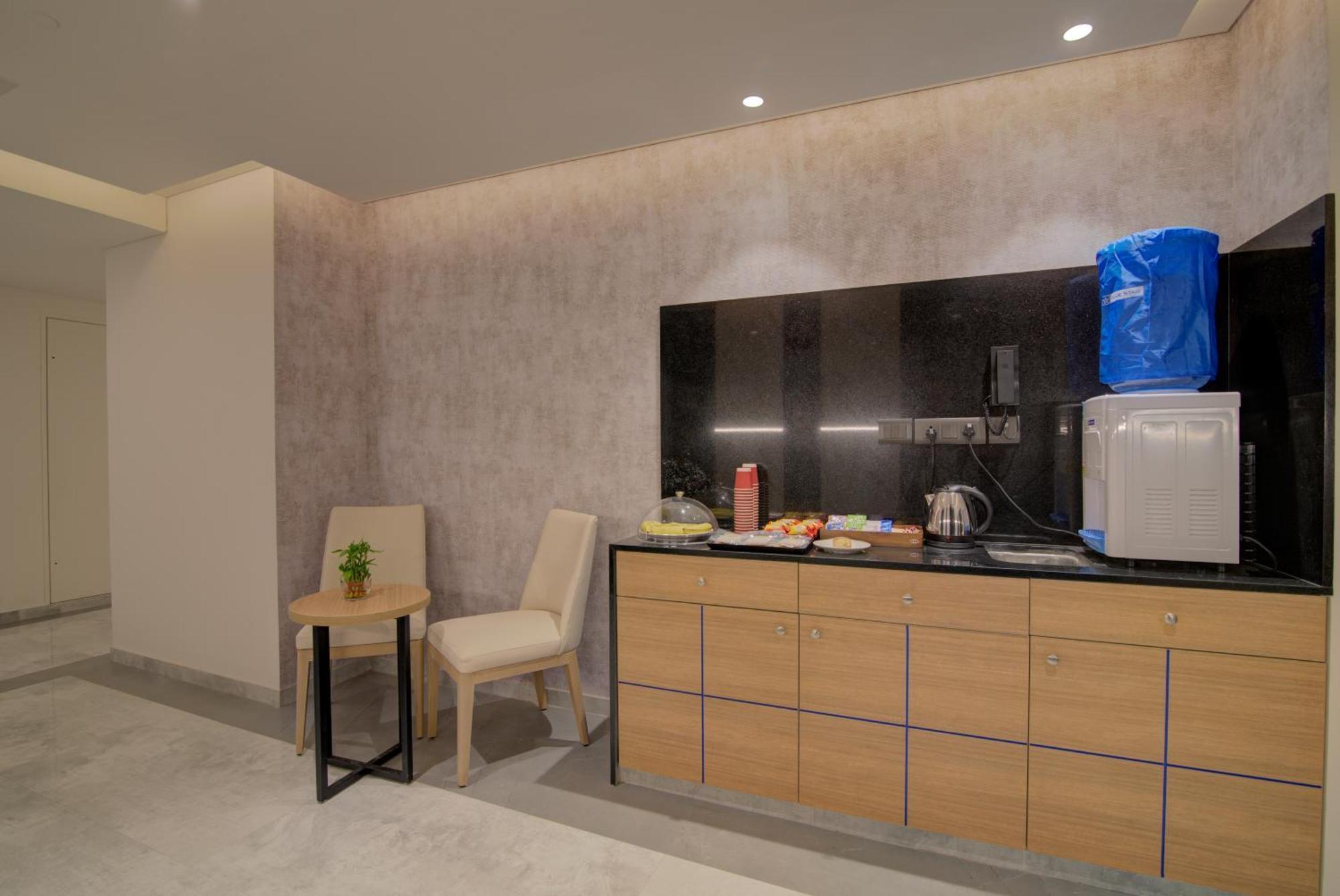 7 Apple Hotel Nashik Luaran gambar